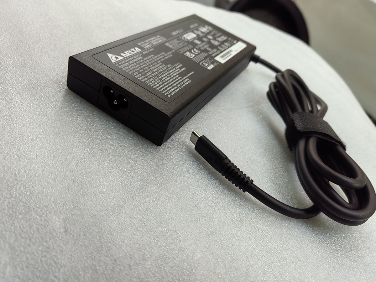 NEW OEM ADP-240KB BA Delta 240 - đánh giá và giá Pc Gaming High End